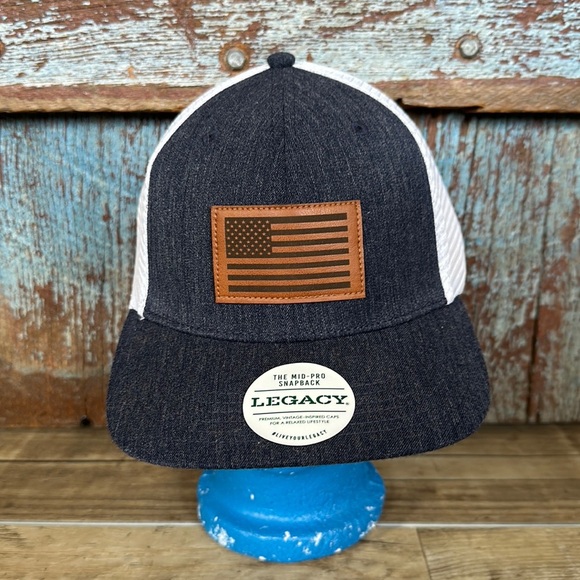 Legacy Mid Pro SnapBack USA Flag Trucker Hat Navy & White - Picture 1 of 5